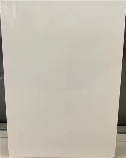 تخته چندلای ذرات ملامینه براق سفید