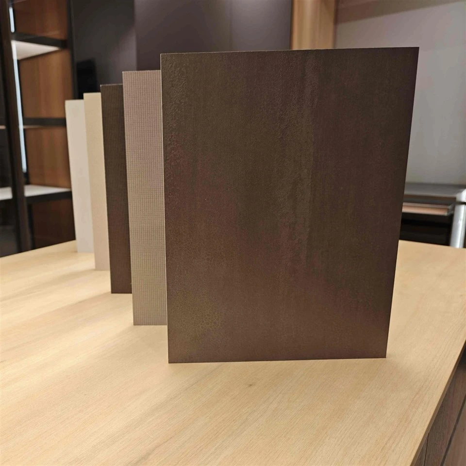High Density E0/E1 Grade Melamine Laminated Particle Board 1220x2440mm For Kitchen Cabinet & Wardrobe factory
