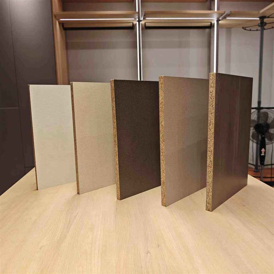 High Density E0/E1 Grade Melamine Laminated Particle Board 1220x2440mm For Kitchen Cabinet & Wardrobe suppliers